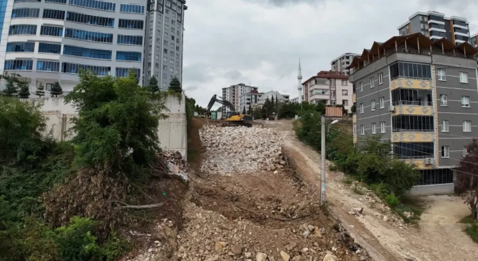 Fatsa Dolunay’da altyapı çalışmaları devam ediyor