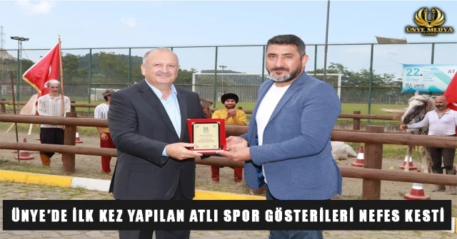 ÜNYE’DE İLK KEZ YAPILAN ATLI SPOR GÖSTERİLERİ NEFES KESTİ