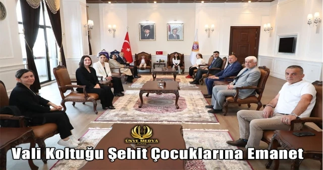 Vali Koltuğu Şehit Çocuklarına Emanet